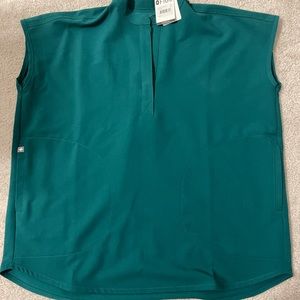 FIGS XS HUNTER GREEN Rafaela oversized scrub top